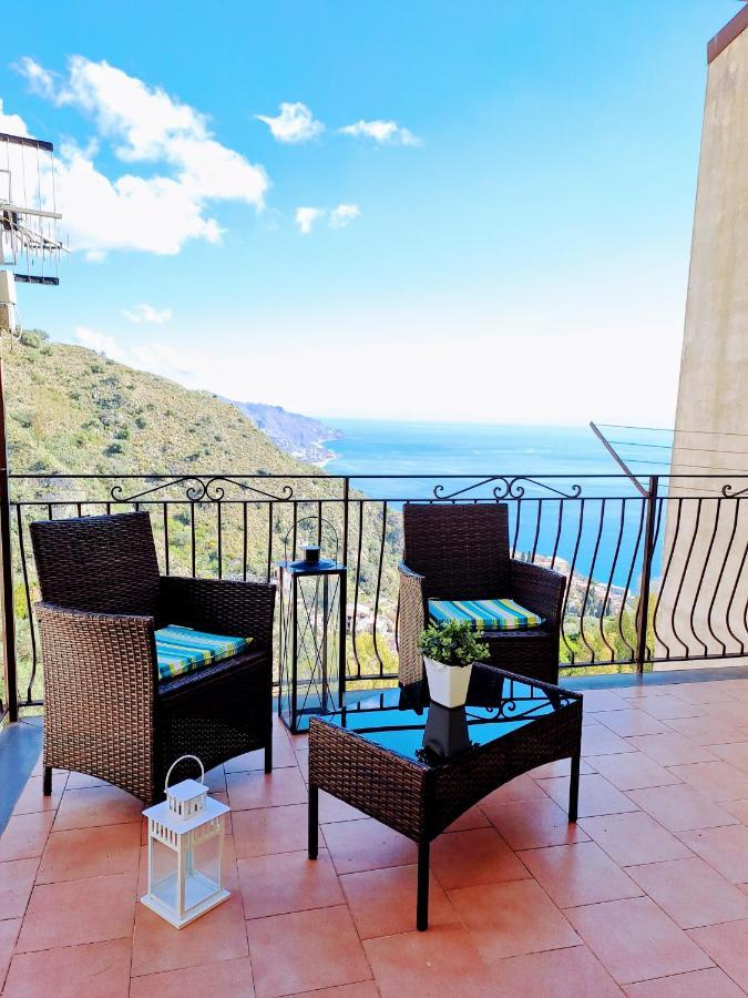 Tao Charming Apartment Taormina Exterior foto