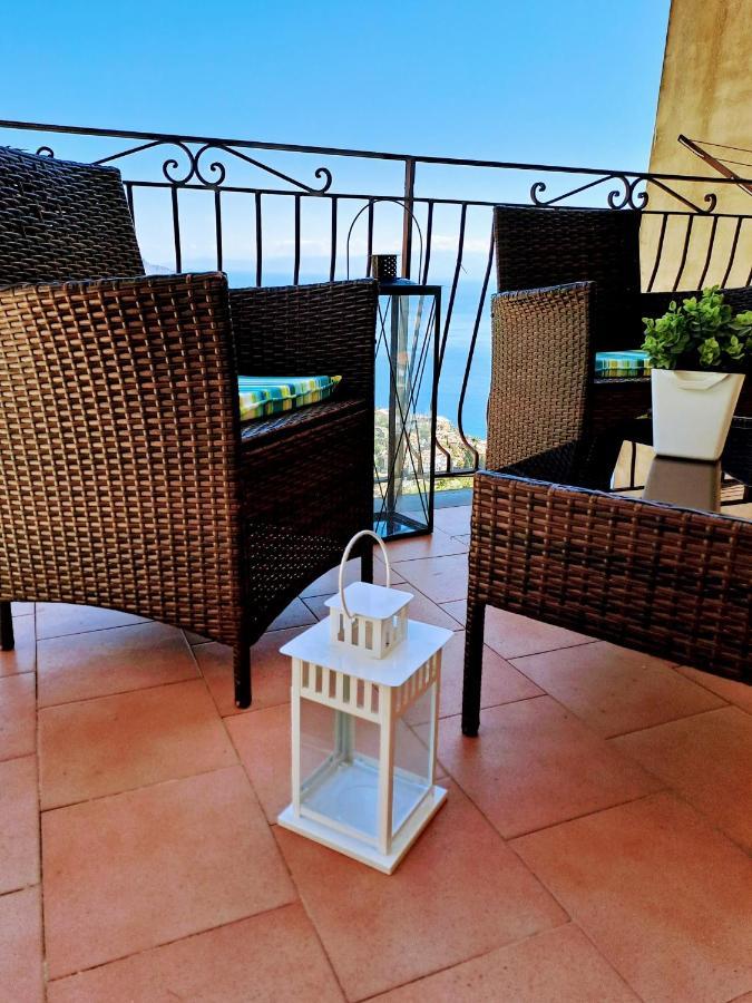Tao Charming Apartment Taormina Exterior foto