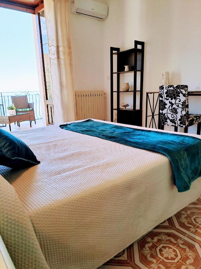 Tao Charming Apartment Taormina Exterior foto