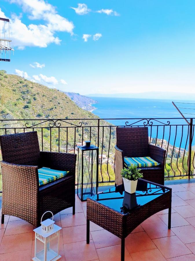 Tao Charming Apartment Taormina Exterior foto